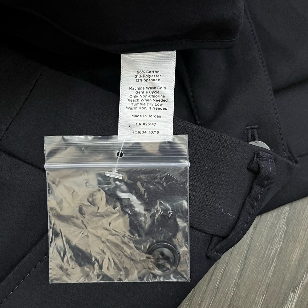 Talbots Pants Women's 14P Black Heritage Cropped Academia Stretch Flat Front - Picture 7 of 8